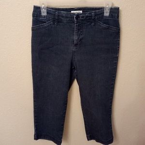 Women's size 4 capris